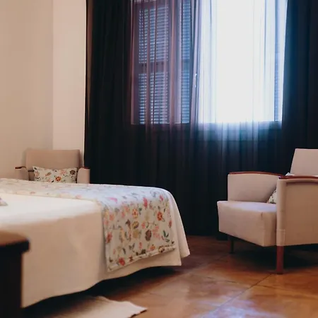Serrete Hotel