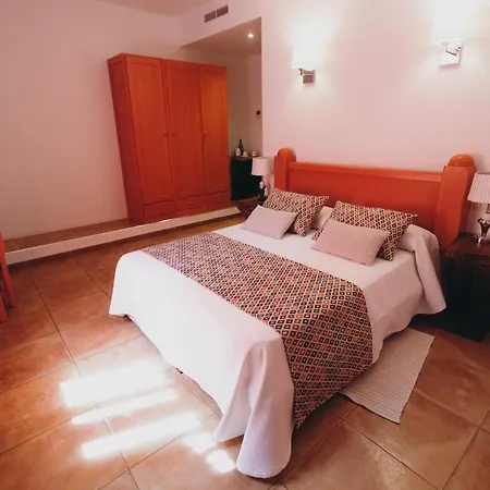 Serrete Hotel Sineu (Mallorca)