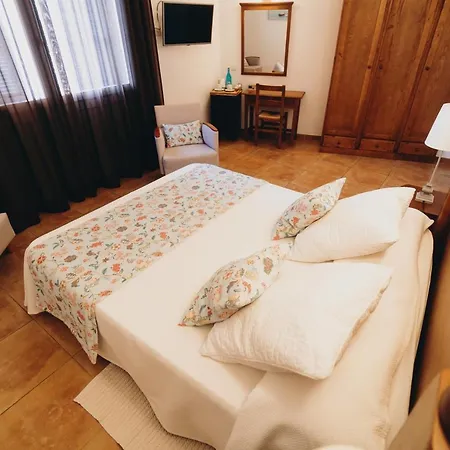Hotel Serrete 3*